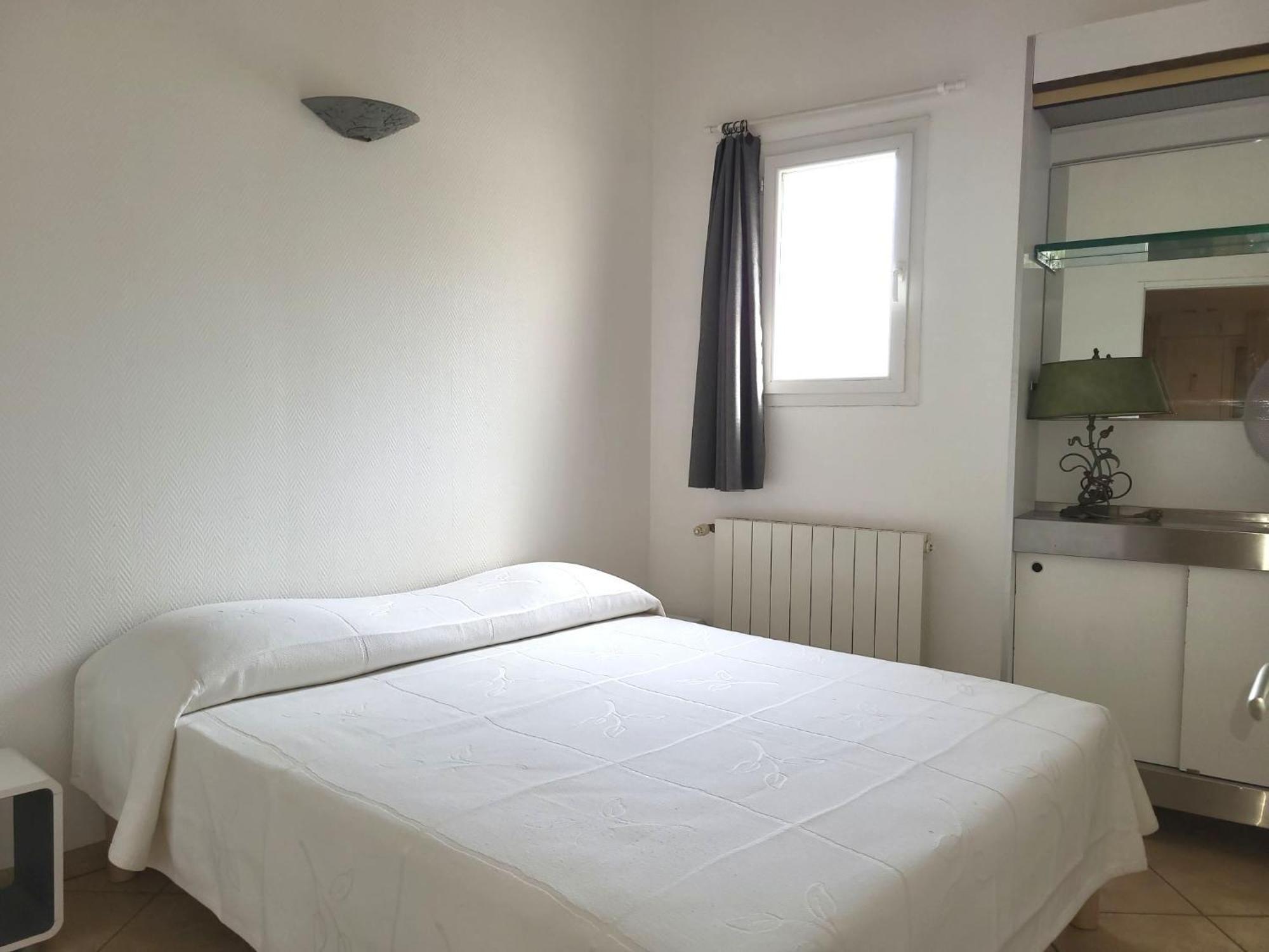 15Mn De Cannes, Villa La Soleiade , 3Gites 2-4 Pers Type T2, Climatises, Piscine, Au Lac De Saint-Cassien Var 몬투르 외부 사진