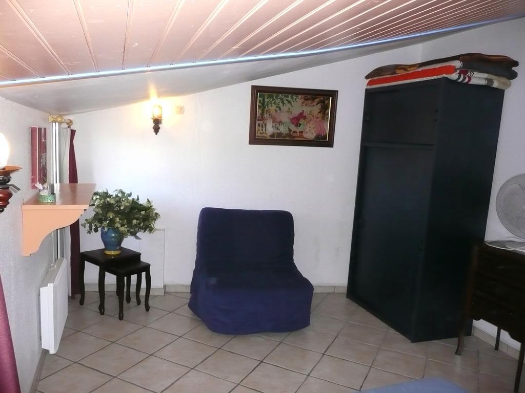 15Mn De Cannes, Villa La Soleiade , 3Gites 2-4 Pers Type T2, Climatises, Piscine, Au Lac De Saint-Cassien Var 몬투르 외부 사진